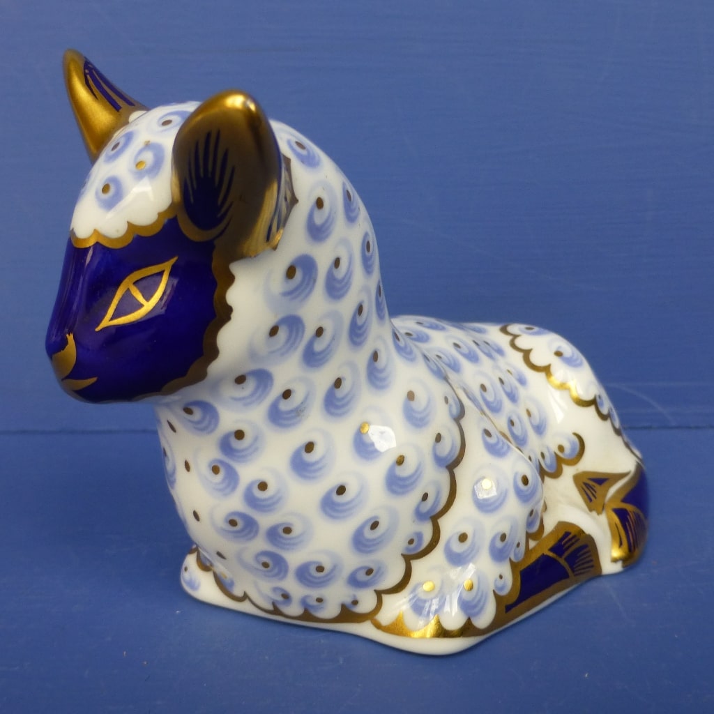 BOXED Royal Crown Derby popular LAMB Paperweight