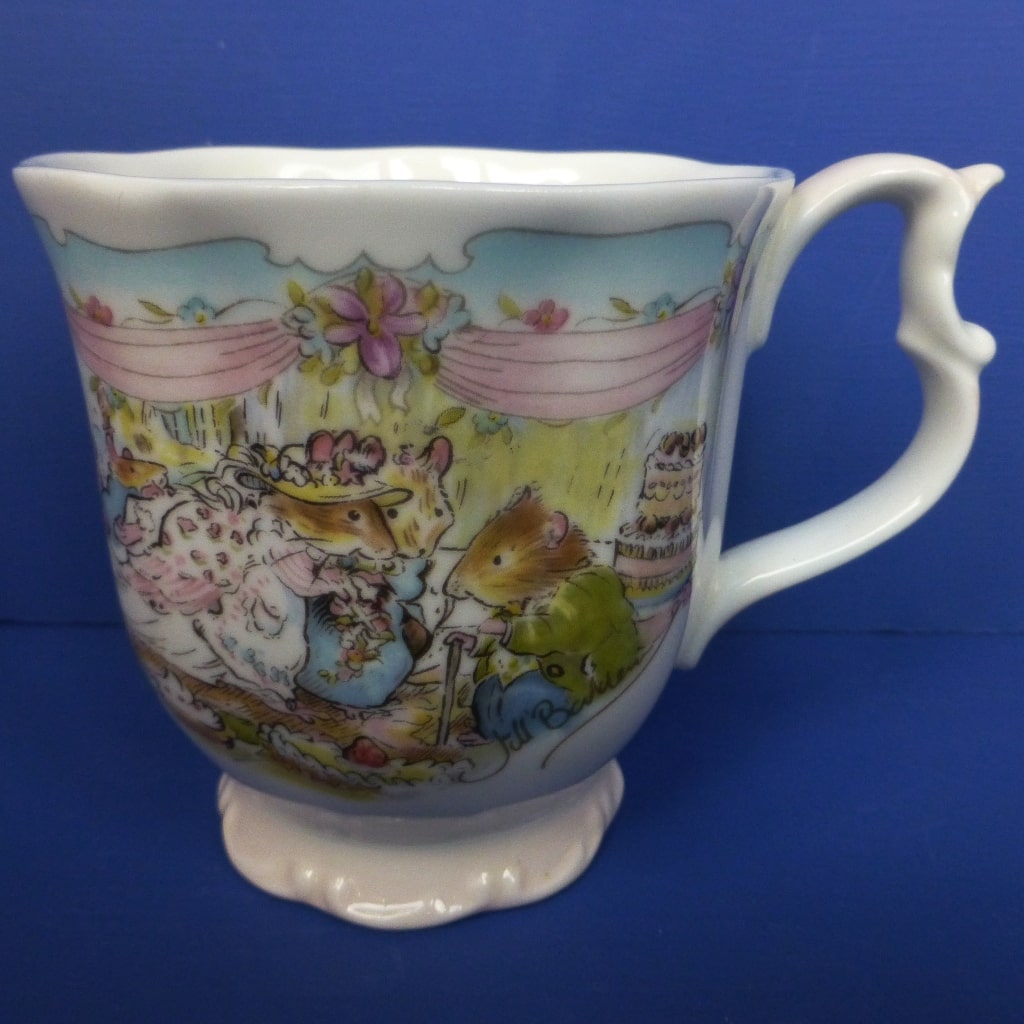 Royal Doulton Brambly Hedge Miniature Beaker - The Wedding – Peak Antiques  and Collectables
